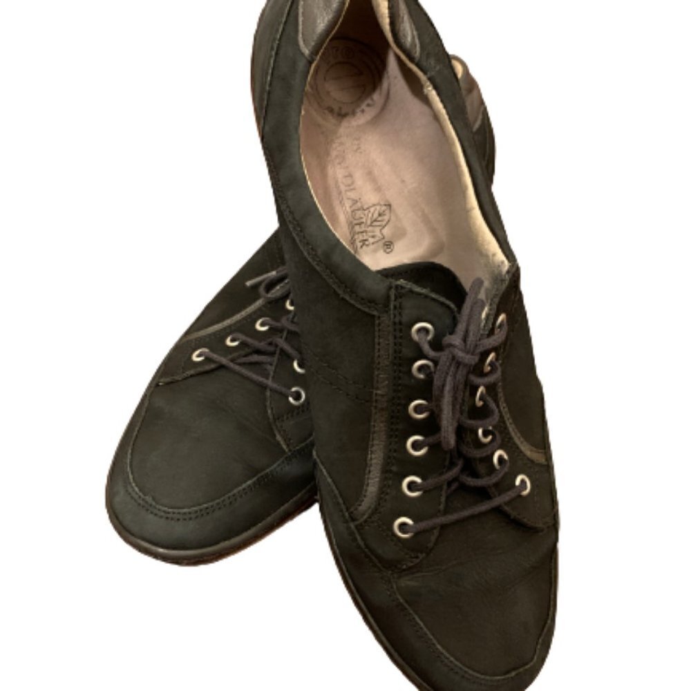WALFLAUFER Black Lace-on Suede Comfort Sneakers Shoes Size 7